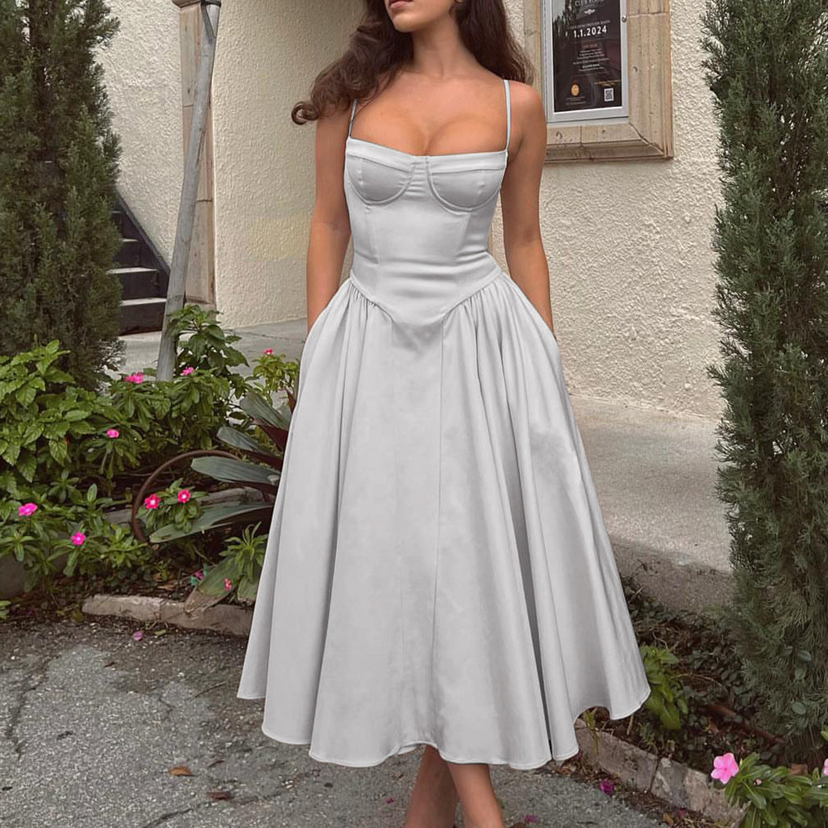 Spicy Sexy V-Neck Slip Dress With Waist-Cinching Design, Slimming Backless Style For Women